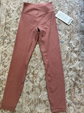 NWT Lululemon Align No Line Twist Tight Leggings 25”